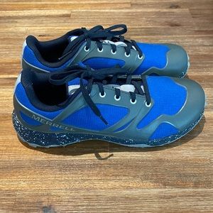 Boys Merrill Hiking shoes size 5
